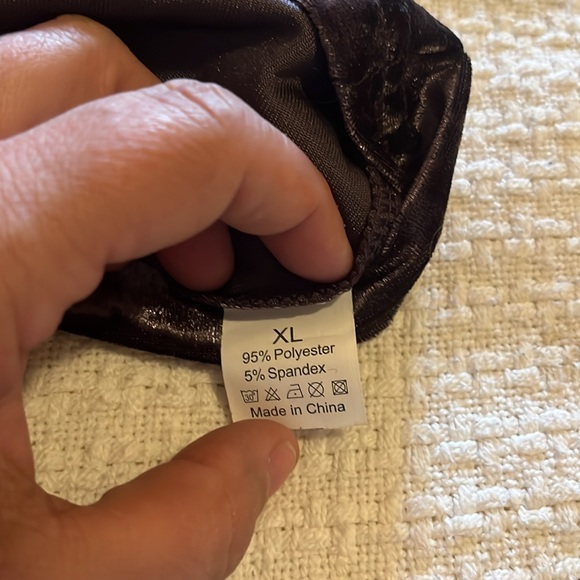 Purple Crushed Velvet Camisole/Tank Top. Size XL. - Picture 3 of 3